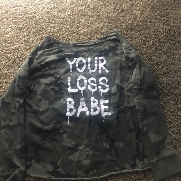 Shirt - Picture 2 of 3